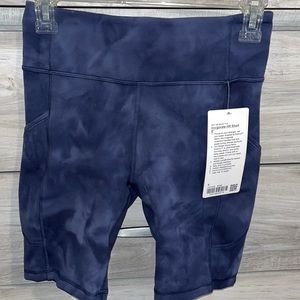 Lululemon Invigorate 8” short